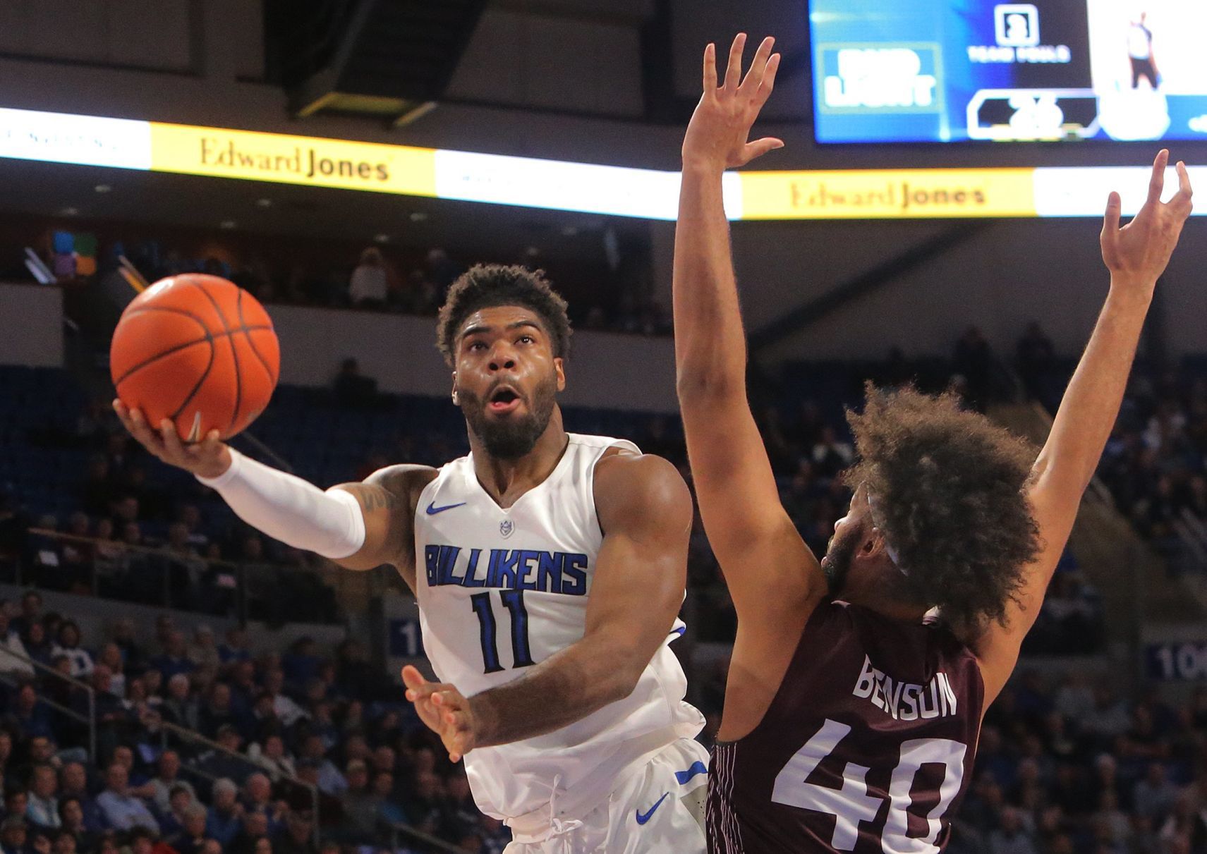 The Billikens and Salukis battle at Chaifetz Arena
